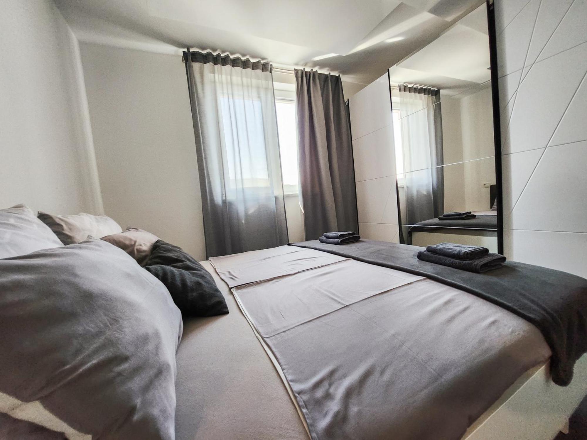 Villa Capris Apartments Koper Ngoại thất bức ảnh